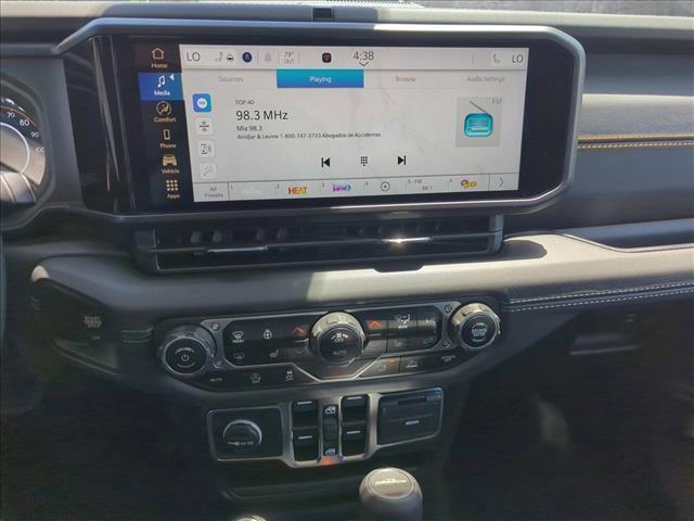 new 2025 Jeep Gladiator car, priced at $45,030