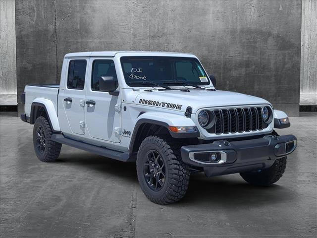 new 2025 Jeep Gladiator car, priced at $45,030