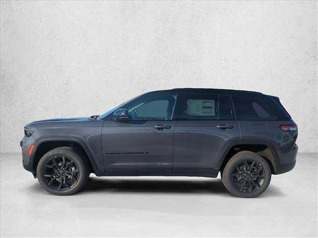 new 2025 Jeep Grand Cherokee car, priced at $43,982
