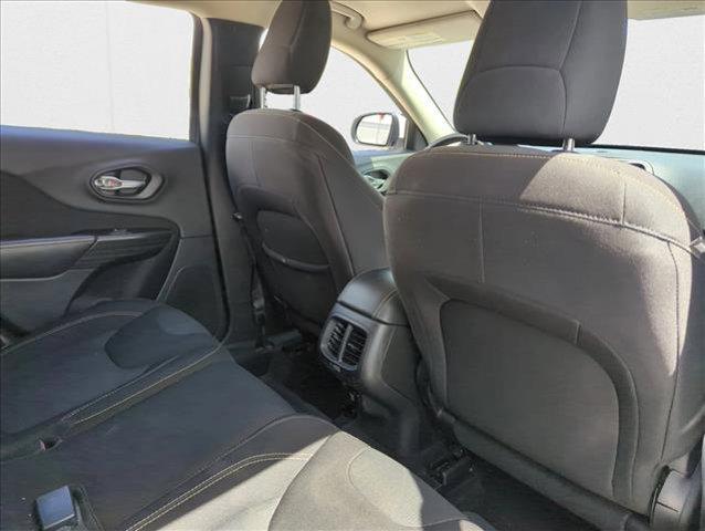 used 2017 Jeep Cherokee car, priced at $10,492