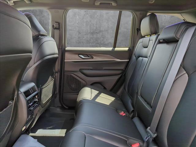 new 2025 Jeep Grand Cherokee car, priced at $43,485