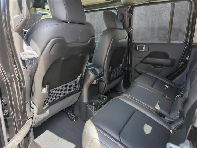 new 2025 Jeep Gladiator car, priced at $44,130