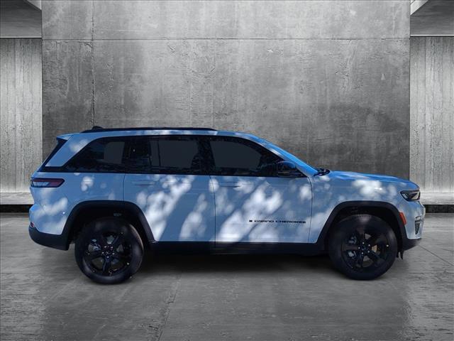 new 2025 Jeep Grand Cherokee car, priced at $45,763