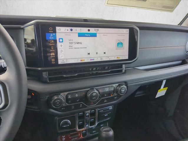 new 2026 Jeep Gladiator car, priced at $61,390