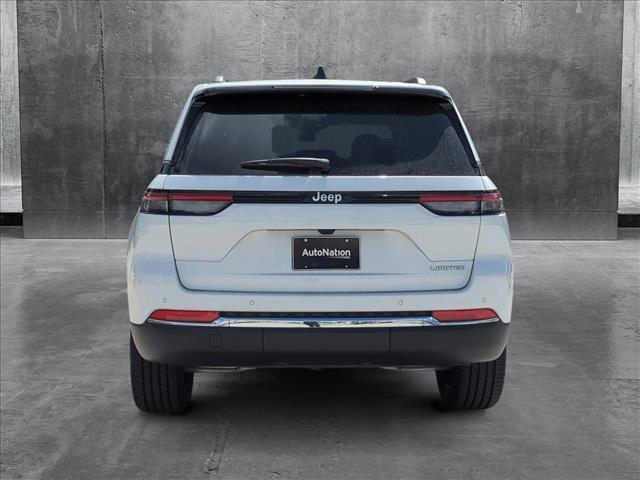 new 2025 Jeep Grand Cherokee car, priced at $45,755