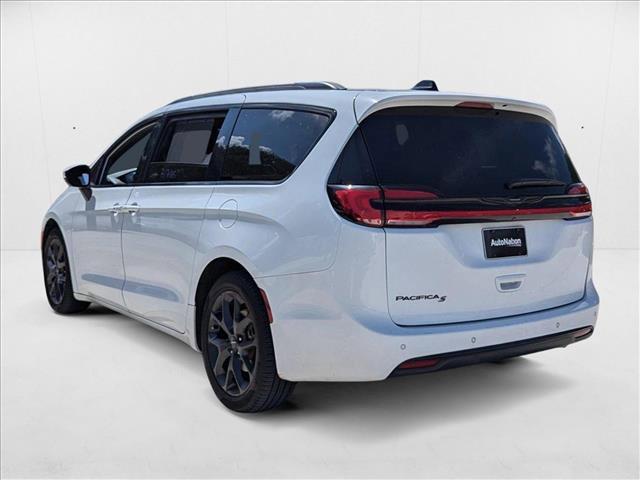 used 2023 Chrysler Pacifica car, priced at $28,793