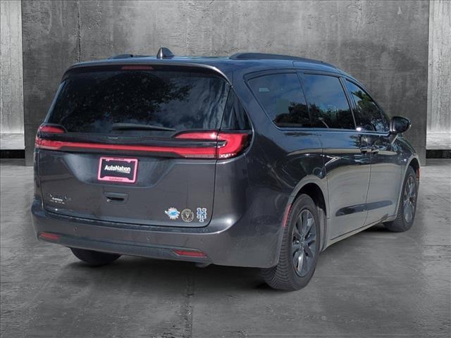 used 2021 Chrysler Pacifica car, priced at $24,995