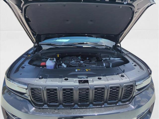 new 2025 Jeep Grand Cherokee car, priced at $43,394