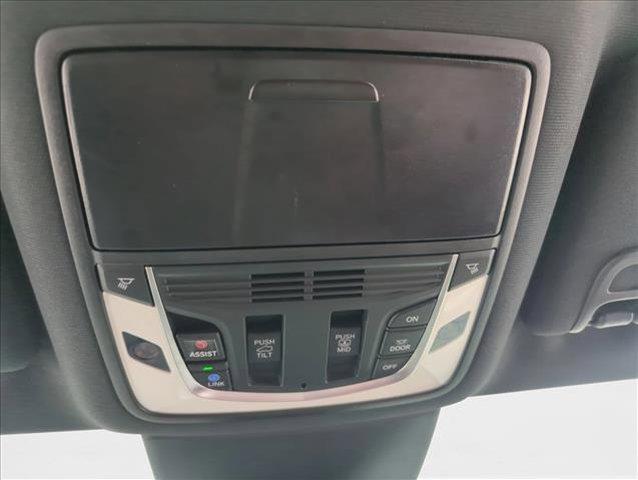 used 2024 Acura MDX car, priced at $45,309