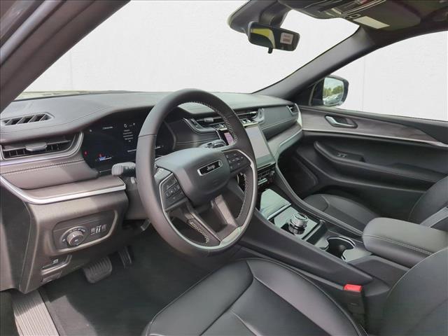 new 2025 Jeep Grand Cherokee car, priced at $43,131