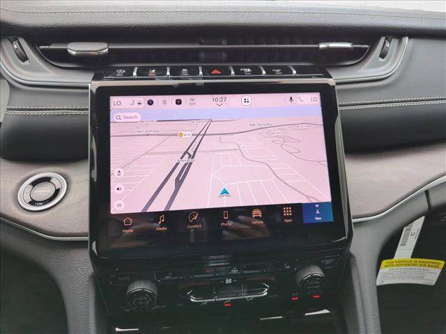 new 2025 Jeep Grand Cherokee car, priced at $43,131