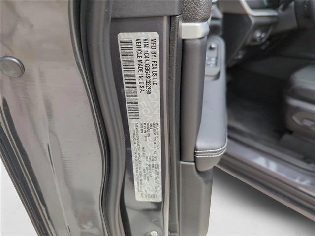 new 2025 Jeep Grand Cherokee car, priced at $43,131