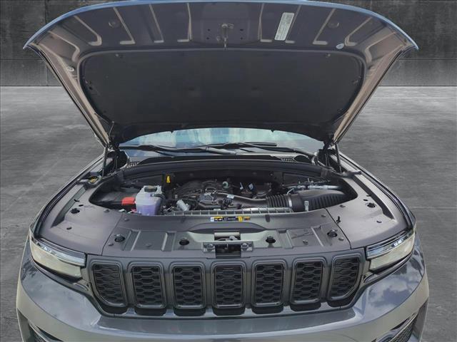 new 2025 Jeep Grand Cherokee car, priced at $46,381