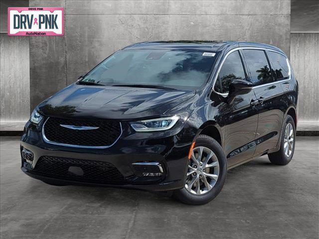 new 2025 Chrysler Pacifica car, priced at $45,752