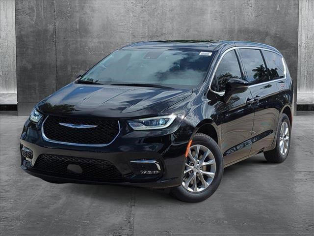 new 2025 Chrysler Pacifica car, priced at $45,602