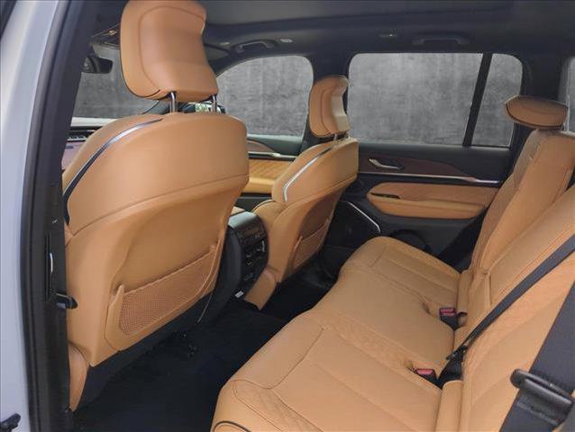new 2025 Jeep Grand Cherokee car, priced at $57,089