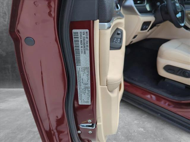 new 2025 Jeep Grand Cherokee car, priced at $48,248