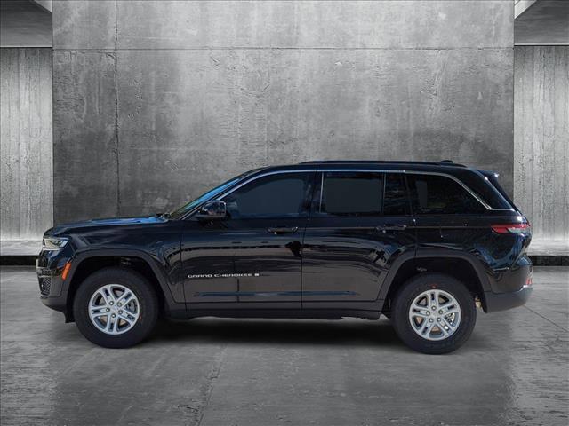 new 2025 Jeep Grand Cherokee car, priced at $37,446