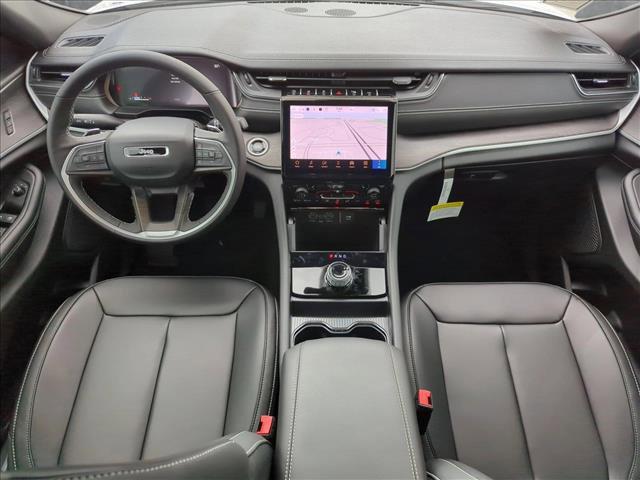 new 2025 Jeep Grand Cherokee car, priced at $45,845