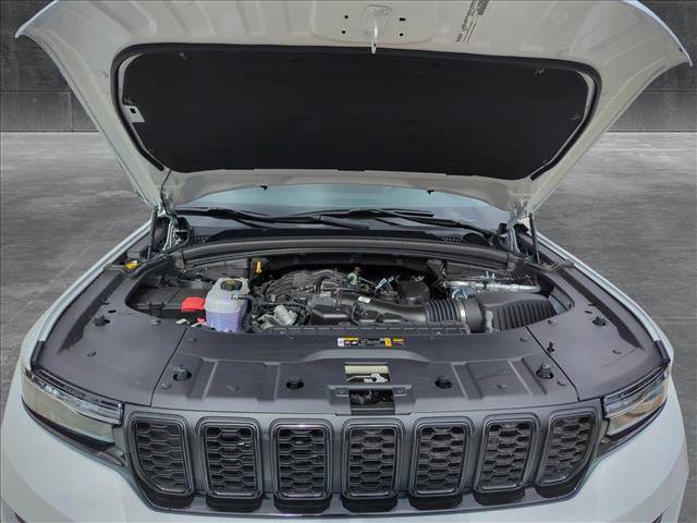 new 2025 Jeep Grand Cherokee car, priced at $45,845