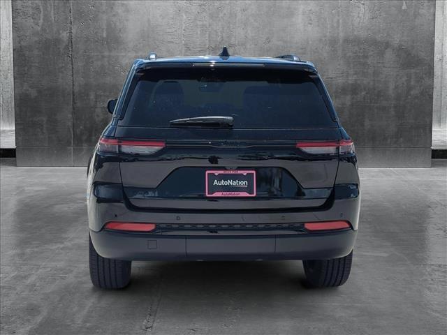 new 2025 Jeep Grand Cherokee car, priced at $44,709