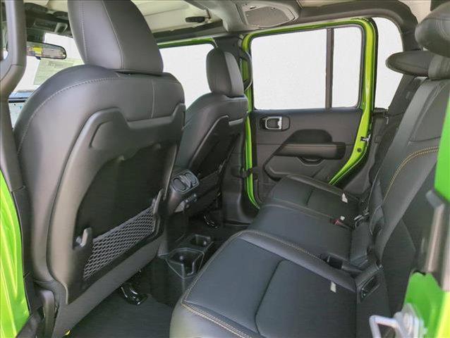 new 2025 Jeep Gladiator car, priced at $40,130
