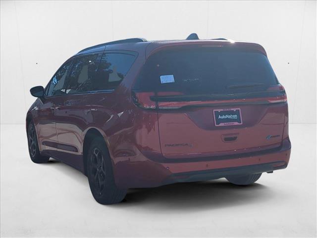 new 2025 Chrysler Pacifica Hybrid car, priced at $50,354