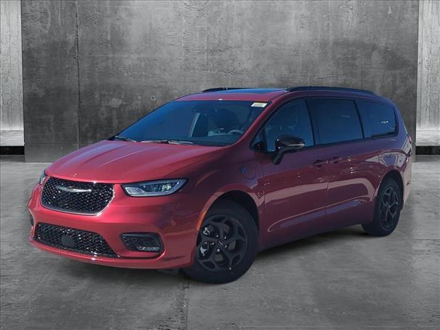 new 2025 Chrysler Pacifica Hybrid car, priced at $57,904