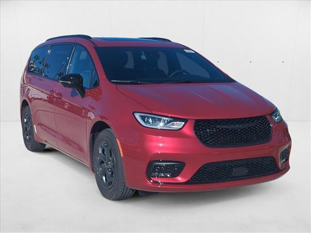 new 2025 Chrysler Pacifica Hybrid car, priced at $50,354