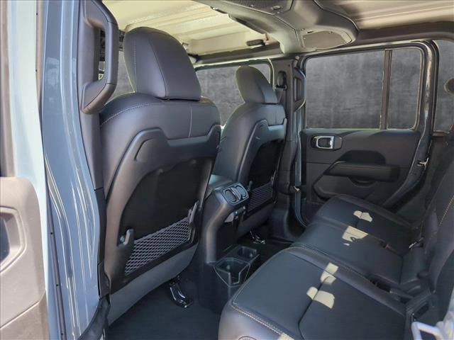 new 2025 Jeep Gladiator car, priced at $44,130
