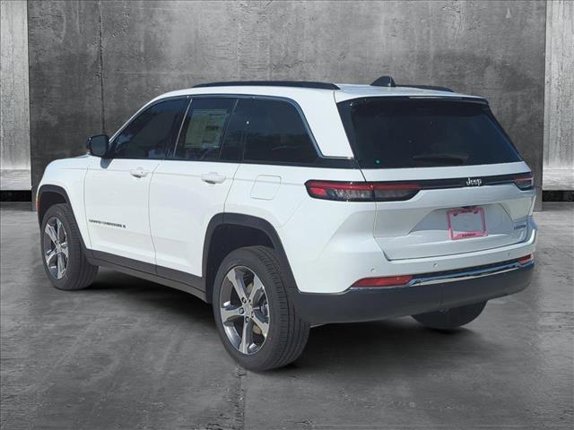 new 2025 Jeep Grand Cherokee car, priced at $45,008