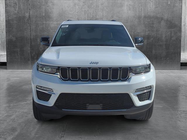 new 2025 Jeep Grand Cherokee car, priced at $45,008