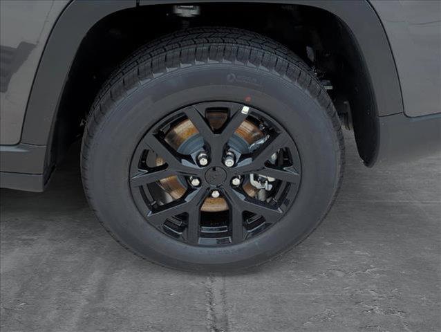 new 2025 Jeep Grand Cherokee L car, priced at $43,229
