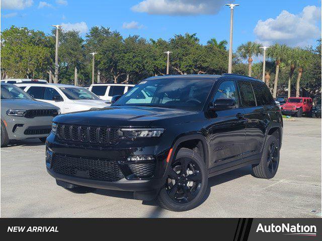 new 2025 Jeep Grand Cherokee car, priced at $41,623