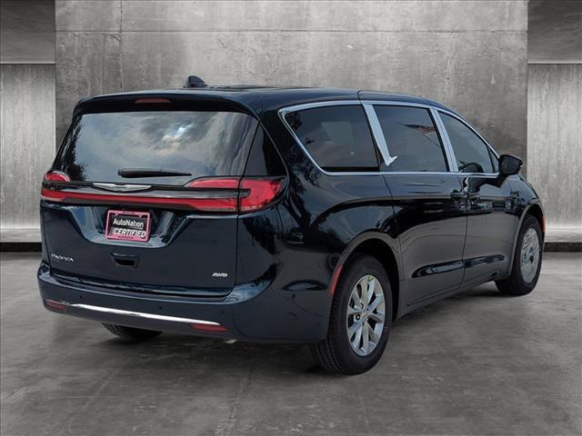 new 2025 Chrysler Pacifica car, priced at $45,492