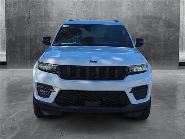 new 2025 Jeep Grand Cherokee car, priced at $40,918