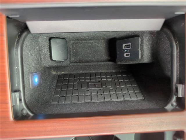 used 2024 Lincoln Navigator car, priced at $69,081
