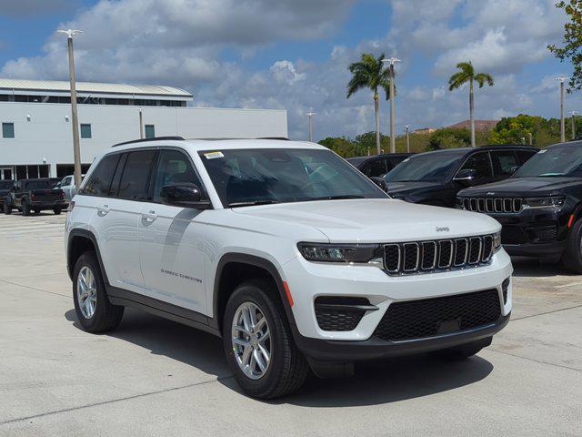 new 2025 Jeep Grand Cherokee car, priced at $34,535