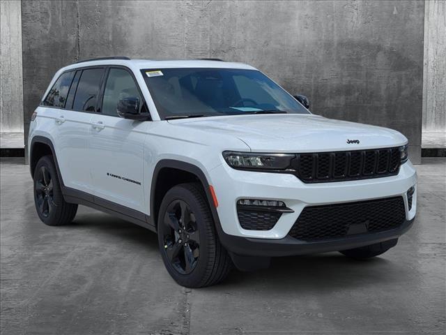 new 2025 Jeep Grand Cherokee car, priced at $48,568