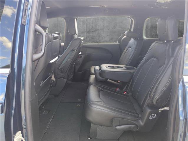 new 2025 Chrysler Pacifica car, priced at $46,103