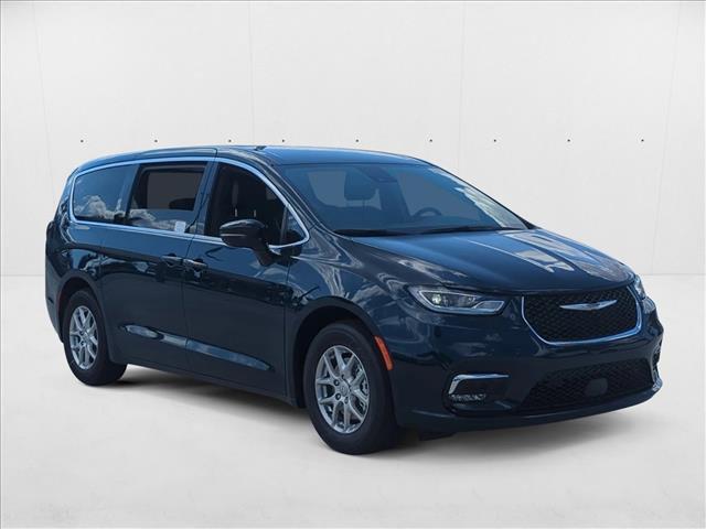 new 2025 Chrysler Pacifica car, priced at $42,603