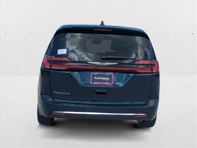new 2025 Chrysler Pacifica car, priced at $42,603