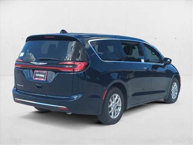 new 2025 Chrysler Pacifica car, priced at $42,603