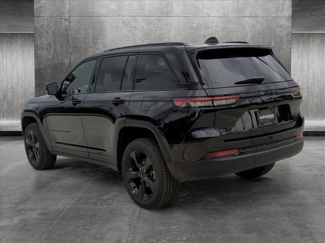 new 2025 Jeep Grand Cherokee car, priced at $48,932