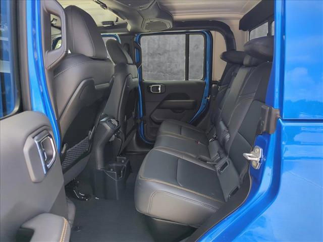new 2025 Jeep Gladiator car, priced at $45,880