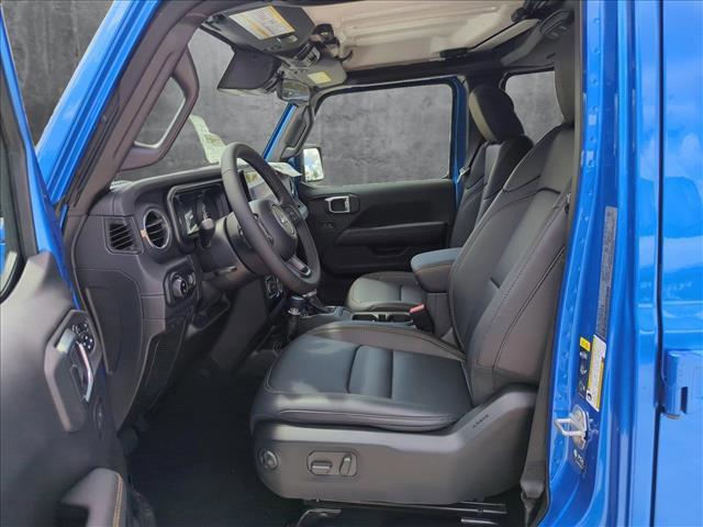 new 2025 Jeep Gladiator car, priced at $45,880