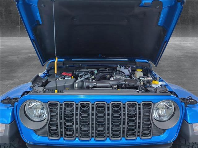 new 2025 Jeep Gladiator car, priced at $45,880