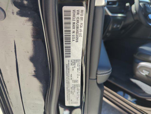 new 2025 Jeep Grand Cherokee L car, priced at $45,782