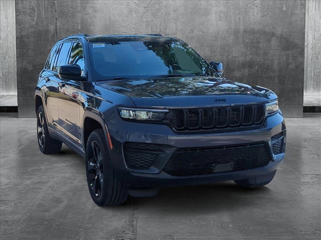 new 2025 Jeep Grand Cherokee car, priced at $41,454