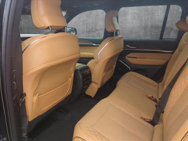 new 2025 Jeep Grand Cherokee car, priced at $55,125